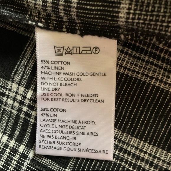 Urban Outfitters Plaid Gray Skirt - Picture 6 of 7